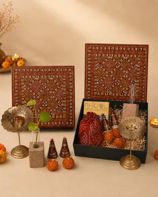 Baandhani Beautiful Bandhani Gift